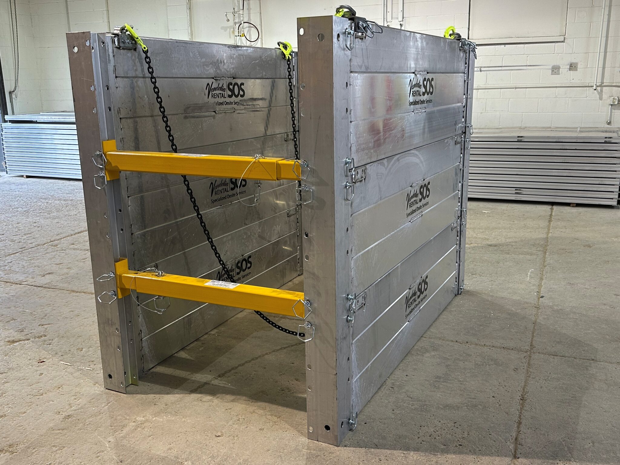 Modular Aluminum Panel System for trenching and shoring